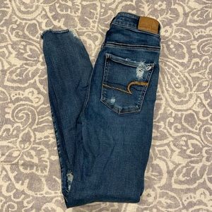 Women’s American Eagle Dark Blue Ripped Jeggings